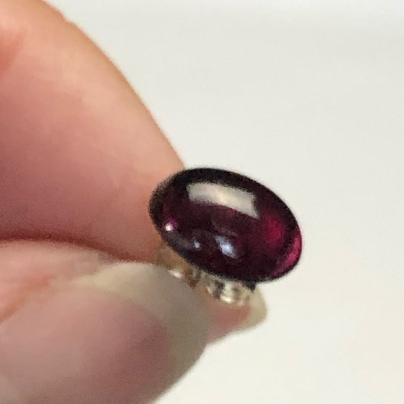 🐷 Cabochon Stud Earrings - Picture 5 of 5